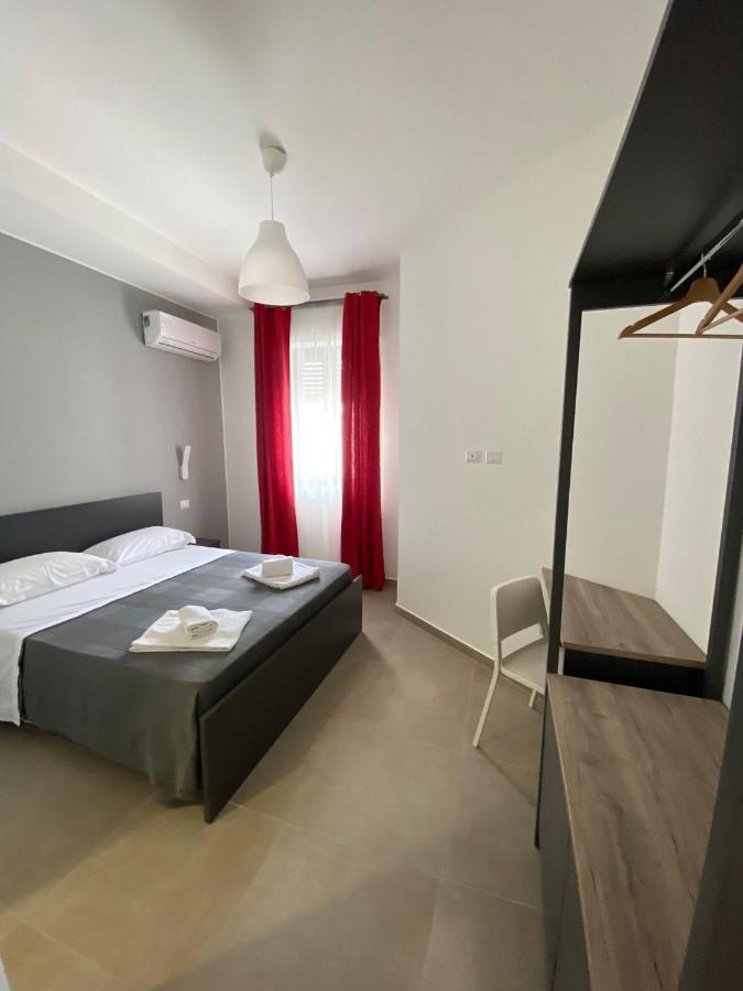 Aeroporto Katane Rooms Catánia Buitenkant foto