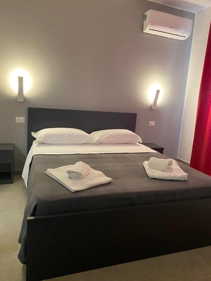 Aeroporto Katane Rooms Catánia Buitenkant foto